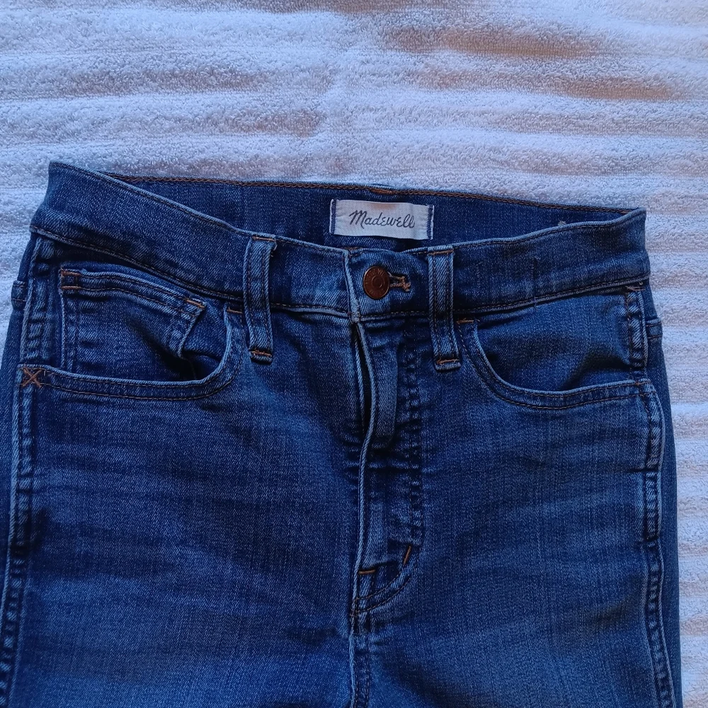 Madewell 10" High-Rise Roadtripper Skinny Jeans. Size 24. - Picture 3 of 9